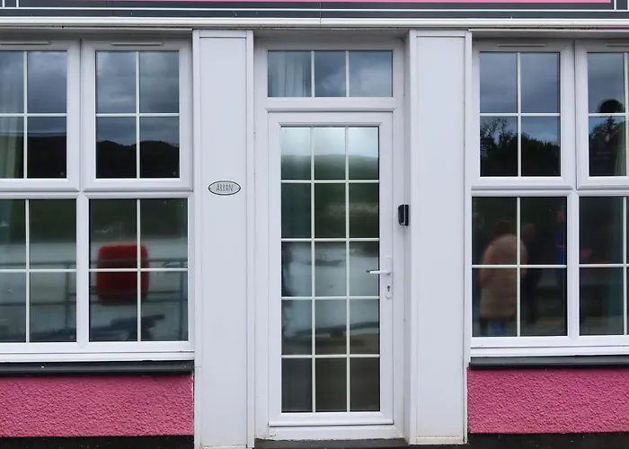 B&B only: The Old Shop