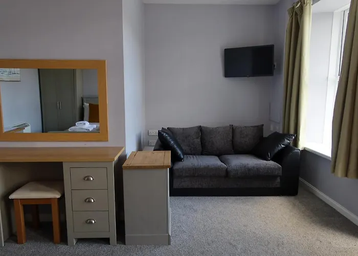 B&B only: The Old Shop